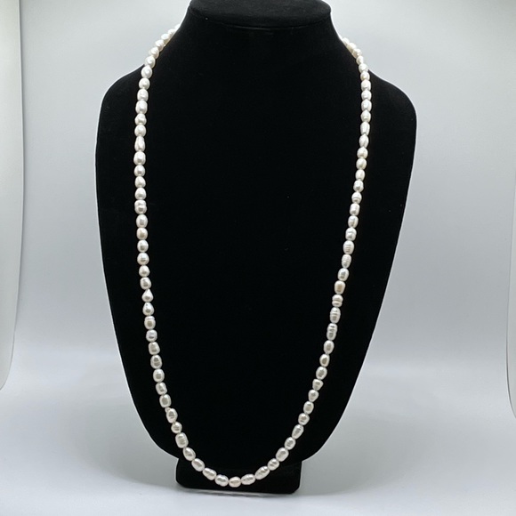 Genuine Pearl Necklace! - Picture 2 of 5